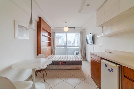 Studio para alugar com 28m², 1 quarto e 1 vagaStudio