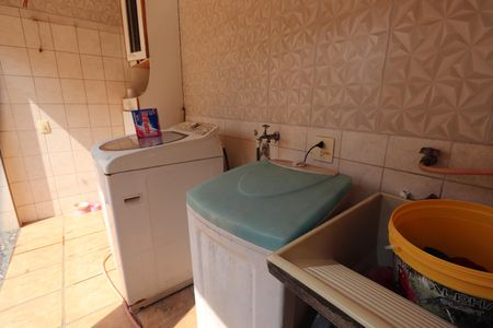 Casa à venda com 200m², 3 quartos e 6 vagasLavanderia