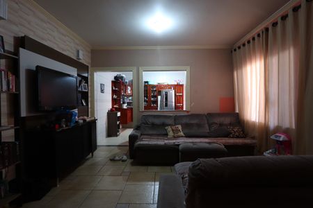 Sala de casa à venda com 3 quartos, 200m² em Jardim Sapopemba, São Paulo