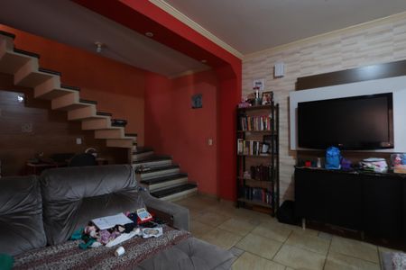 Casa à venda com 200m², 3 quartos e 6 vagasSala