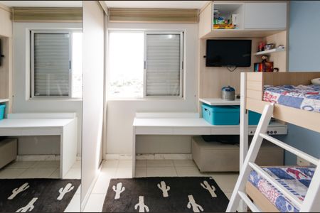 Apartamento à venda com 95m², 3 quartos e 2 vagasQuarto 2