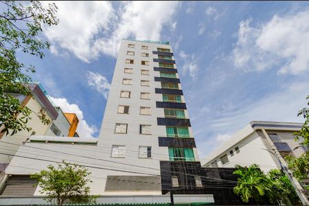 Apartamento à venda com 95m², 3 quartos e 2 vagasFachada