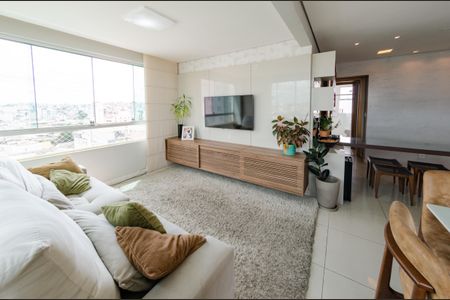 Sala de apartamento à venda com 3 quartos, 95m² em Ipiranga, Belo Horizonte