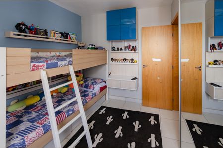 Apartamento à venda com 95m², 3 quartos e 2 vagasQuarto 2