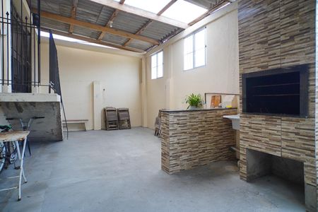 Apartamento à venda com 56m², 2 quartos e 1 vaga Apartamento à venda com 56m², 2 quartos e 1 vagaChurrasqueira