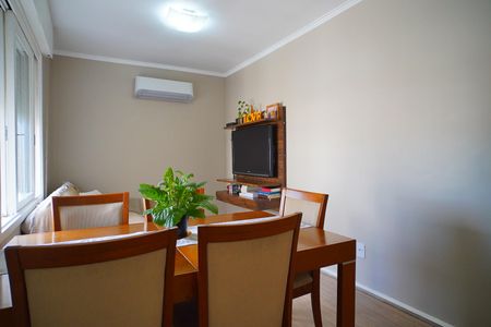 Sala de apartamento à venda com 2 quartos, 56m² em Jardim Itu, Porto Alegre