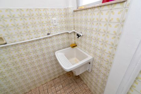 Apartamento para alugar com 75m², 2 quartos e 1 vagaÁrea de Serviço