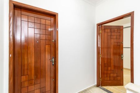 Apartamento para alugar com 75m², 2 quartos e 1 vagaÁrea comum - Entradas do imóvel (Social e serviço)