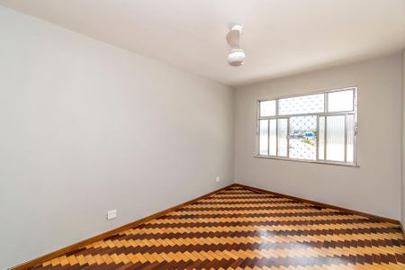 Apartamento para alugar com 75m², 2 quartos e 1 vagaSala