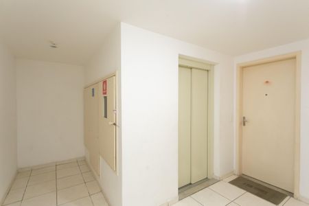 Apartamento para alugar com 48m², 2 quartos e 1 vagaHall - Elevador 