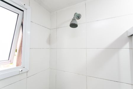 Apartamento para alugar com 48m², 2 quartos e 1 vagaBanheiro - Chuveiro 