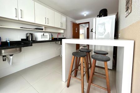 Cozinha  de apartamento para alugar com 1 quarto, 36m² em Campeche, Florianópolis