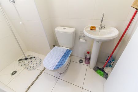 Apartamento para alugar com 41m², 2 quartos e sem vagaBanheiro