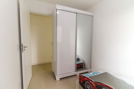 Quarto 1 de apartamento para alugar com 2 quartos, 41m² em Jardim Helian, São Paulo