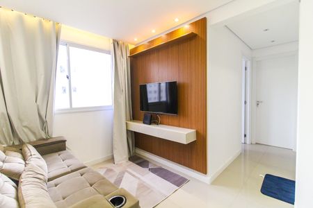 Sala de apartamento para alugar com 2 quartos, 41m² em Jardim Helian, São Paulo