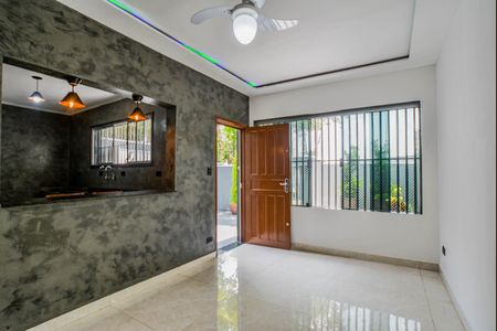 Casa para alugar com 150m², 3 quartos e 1 vagaSala