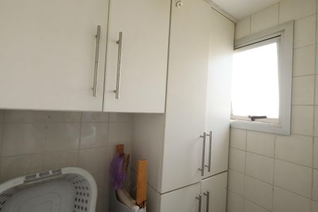 Apartamento para alugar com 75m², 3 quartos e 2 vagasQuarto de Serviço
