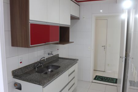 Apartamento para alugar com 126m², 2 quartos e 2 vagasCozinha
