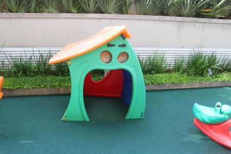 Apartamento para alugar com 126m², 2 quartos e 2 vagasÁrea comum - Playground