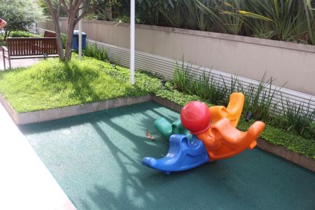 Apartamento para alugar com 126m², 2 quartos e 2 vagasÁrea comum - Playground