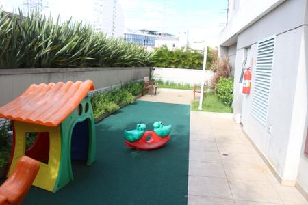 Apartamento para alugar com 126m², 2 quartos e 2 vagasÁrea comum - Playground