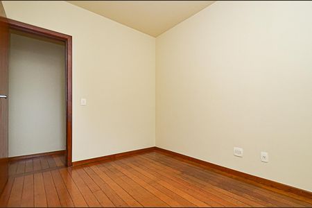 Apartamento à venda com 90m², 3 quartos e 2 vagas Apartamento à venda com 90m², 3 quartos e 2 vagasQuarto 1