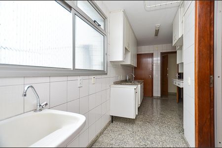 Apartamento à venda com 90m², 3 quartos e 2 vagas Apartamento à venda com 90m², 3 quartos e 2 vagasÁrea de Serviço