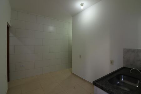 Sala/Cozinha de casa para alugar com 2 quartos, 40m² em Jardim Nascimento, São Bernardo do Campo