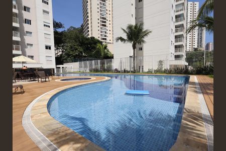 Apartamento à venda com 84m², 2 quartos e 2 vagasÁrea comum - Piscina