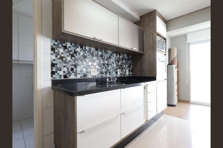 Apartamento à venda com 84m², 2 quartos e 2 vagasCozinha