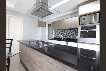 Apartamento à venda com 84m², 2 quartos e 2 vagasCozinha