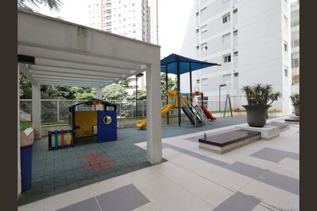 Apartamento à venda com 84m², 2 quartos e 2 vagasÁrea comum - Playground