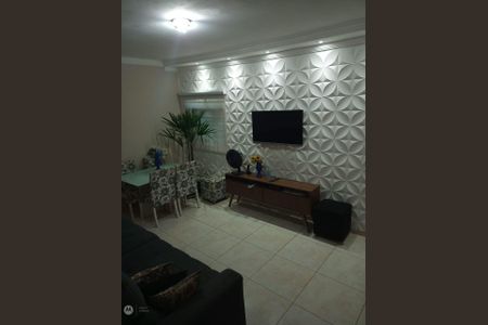 Sala de apartamento à venda com 3 quartos, 76m² em Vila Luzita, Santo André