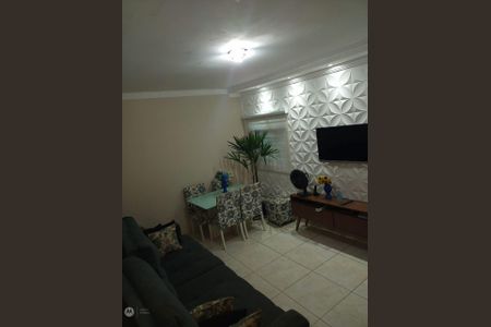 Sala de apartamento à venda com 3 quartos, 76m² em Vila Luzita, Santo André