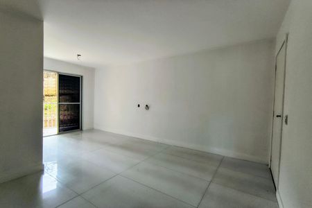 Apartamento para alugar com 2 quartos, 50m² em Taquara, Rio de Janeiro