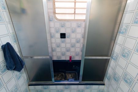 Casa à venda com 910m², 4 quartos e 7 vagas Casa à venda com 910m², 4 quartos e 7 vagasBANHEIRO SOCIAL