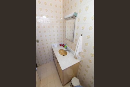 Casa à venda com 910m², 4 quartos e 7 vagas Casa à venda com 910m², 4 quartos e 7 vagasBANHEIRO DA SUITE 1