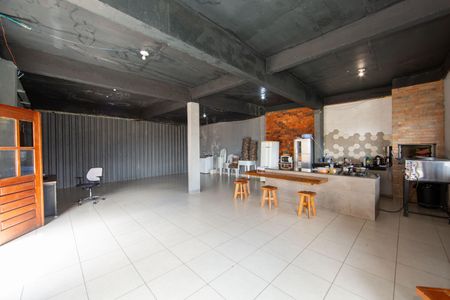 Casa para alugar com 300m², 2 quartos e sem vagaSALAO