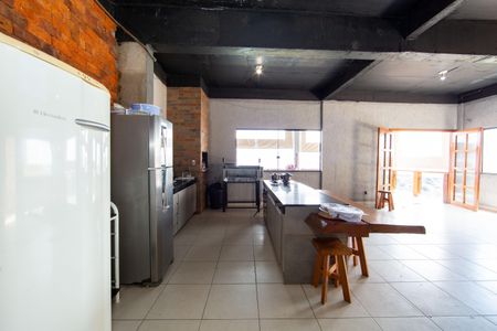 Casa para alugar com 300m², 2 quartos e sem vagaCOZINHA