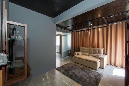 Casa para alugar com 300m², 2 quartos e sem vagaSALA