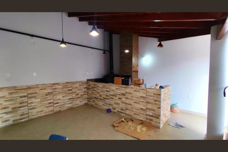 Casa para alugar com 130m², 3 quartos e 2 vagas