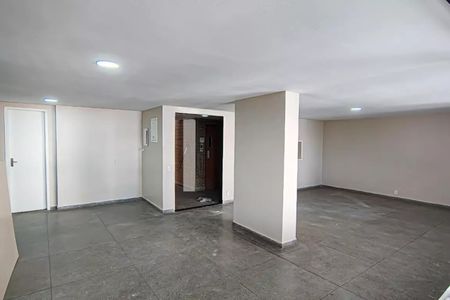 Apartamento à venda com 80m², 2 quartos e 1 vagaÁrea Comum