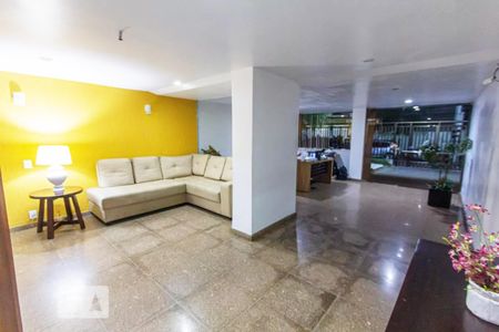 Apartamento à venda com 80m², 2 quartos e 1 vagaÁrea Comum