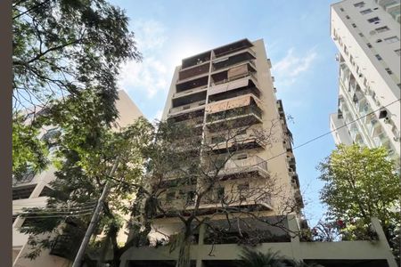 Apartamento à venda com 80m², 2 quartos e 1 vagaFachada