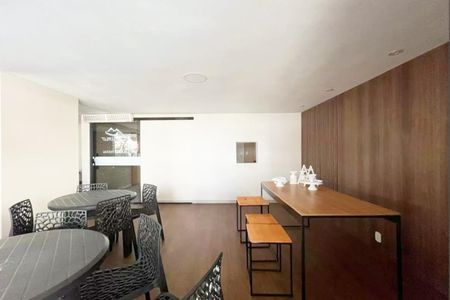 Apartamento à venda com 80m², 2 quartos e 1 vagaÁrea Comum