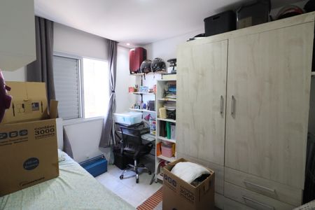 Quarto 2 de apartamento para alugar com 2 quartos, 49m² em São Pedro, Osasco