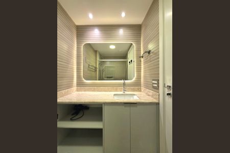 Studio para alugar com 30m², 1 quarto e sem vaga Studio para alugar com 30m², 1 quarto e sem vagaBanheiro