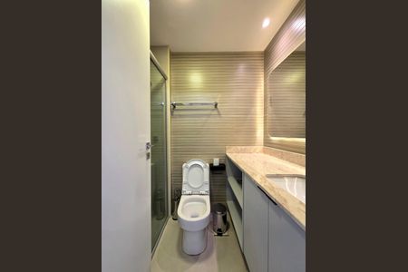 Studio para alugar com 30m², 1 quarto e sem vaga Studio para alugar com 30m², 1 quarto e sem vagaBanheiro