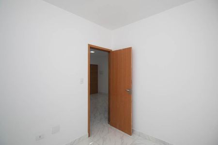 Quarto 1 de apartamento para alugar com 1 quarto, 43m² em Vila Nivi, São Paulo