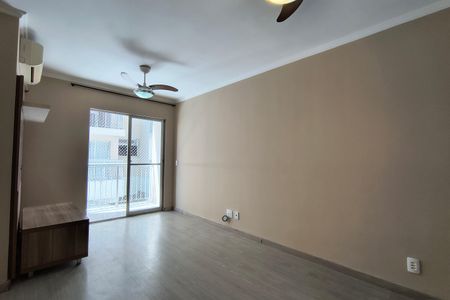 Sala de apartamento para alugar com 3 quartos, 85m² em Pechincha, Rio de Janeiro